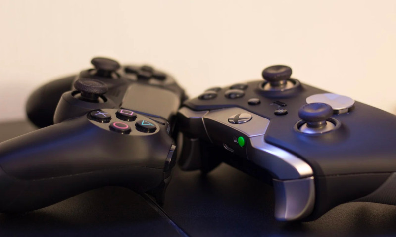 Game Consoles pS4 en Xbox One